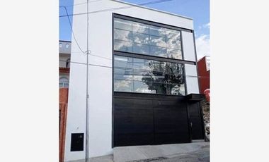 VENTA DE CASA EN LOMAS DEL MARMOL