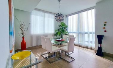 VENTA DE APARTAMENTO CON VISTA AL MAR