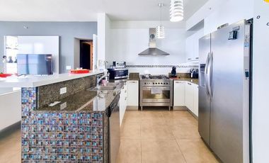 VENTA DE APARTAMENTO CON VISTA AL MAR