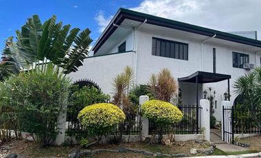 4BR House for Rent at Paranaque City