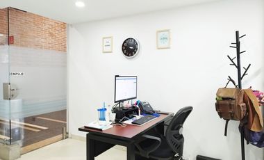 PR19335 Oficina en venta en el sector Altos del Poblado