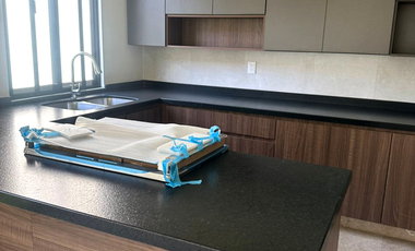 OPORTUNIDAD ESTRENA CASA EN VENTA DE LOMAS