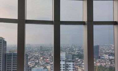 Ready for occupancy penthouse for sale in makati 5 bedroom with loft