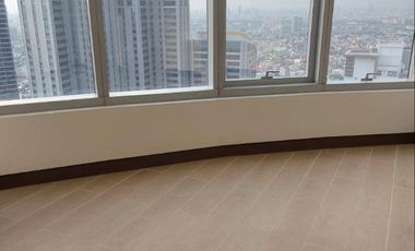 Ready for occupancy penthouse for sale in makati 5 bedroom with loft