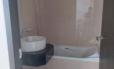 Ready for occupancy penthouse for sale in makati 5 bedroom with loft