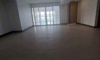 Ready for occupancy penthouse for sale in makati 5 bedroom with loft