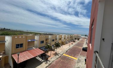 VILLAMIL PLAYAS VENDO HERMOSO DEPARTAMENTO EN URBANIZACION CON SALIDA AL MAR
