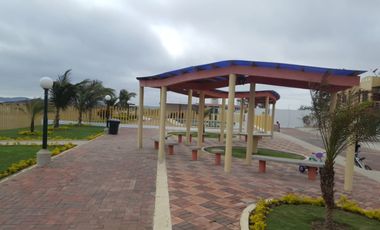 VILLAMIL PLAYAS VENDO HERMOSO DEPARTAMENTO EN URBANIZACION CON SALIDA AL MAR