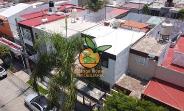 CASA EN VENTA EN JARDINES ALCALDE POR EL CODE Y TRANSITO, GDL.