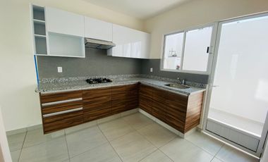 Venta de casa en fraccionamiento en Morelos con alberca 3 recamaras aceptamos creditos