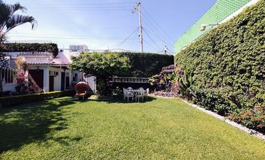 CUERNAVACA ZONA SUR VENTA CASA EN FRACC. CON VIGILANCIA