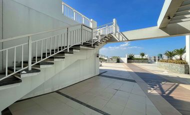 Bi-Level Penthouse Duplex Condo for Sale in Makati City, Brio Tower Nr. BGC, Rockwell Center