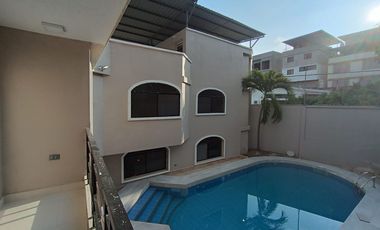 Venta de casa, Ciudadela Bellavista Baja, Guayaquil