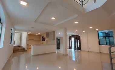 Venta de casa, Ciudadela Bellavista Baja, Guayaquil