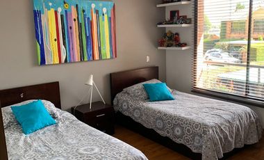 ARRIENDO O VENDO HERMOSA CASA EN CONJUNTO CERRADO SOTOGRANDE, MILLA DE ORO, CAJICA- CUNDINAMARCA.