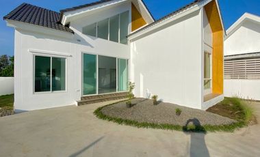 เพียง 1 หลังสุดท้าย แปลงหัวมุม 2.89 ล้าน ตัวบ้านเป็นสไตล์นอร์ดิก เพดานสูงโปร่ง