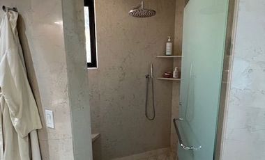 Casa en Lomas de Tecamachalco, Naucalpan, Estado de México
