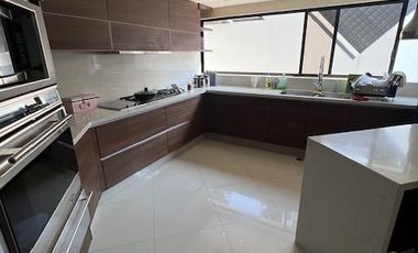 Casa en Lomas de Tecamachalco, Naucalpan, Estado de México