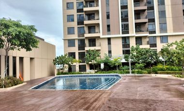 Condo for rent in Cebu City, Mandani bay 1-br, high floor, Tower 1