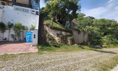 Lote JÍCAMA I vistas panorámicas con vecinos servicios bien ubicado cerca del acceso y PRECIO DE OPORTUNIDAD en Fracc Rancho San Diego en Ixtapan de l