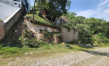 Lote JÍCAMA I vistas panorámicas con vecinos servicios bien ubicado cerca del acceso y PRECIO DE OPORTUNIDAD en Fracc Rancho San Diego en Ixtapan de l