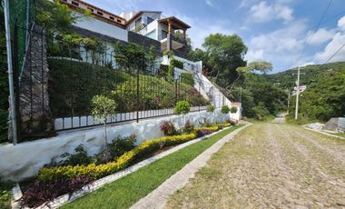 Lote JÍCAMA I vistas panorámicas con vecinos servicios bien ubicado cerca del acceso y PRECIO DE OPORTUNIDAD en Fracc Rancho San Diego en Ixtapan de l