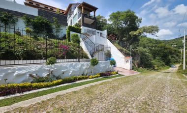 Lote JÍCAMA I vistas panorámicas con vecinos servicios bien ubicado cerca del acceso y PRECIO DE OPORTUNIDAD en Fracc Rancho San Diego en Ixtapan de l