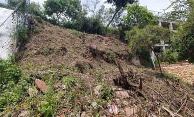 Lote JÍCAMA I vistas panorámicas con vecinos servicios bien ubicado cerca del acceso y PRECIO DE OPORTUNIDAD en Fracc Rancho San Diego en Ixtapan de l