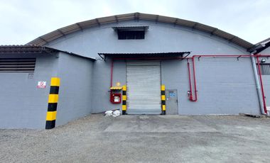 Alquiler de bodegas industriales 485m2,  500m2, 800m2 y 1300m2 en complejo con seguridad