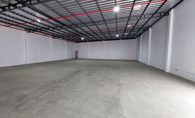 Alquiler de bodegas industriales 485m2,  500m2, 800m2 y 1300m2 en complejo con seguridad