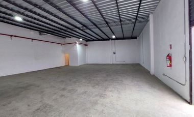 Alquiler de bodegas industriales 485m2,  500m2, 800m2 y 1300m2 en complejo con seguridad