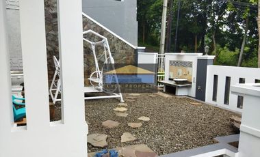 Rumah Hook Full Renovasi Semi Furnished di Bukit Golf P3.133/23