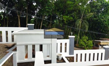 Rumah Hook Full Renovasi Semi Furnished di Bukit Golf P3.133/23