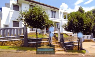 Rumah Hook Full Renovasi Semi Furnished di Bukit Golf P3.133/23