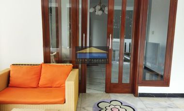 Rumah Hook Full Renovasi Semi Furnished di Bukit Golf P3.133/23