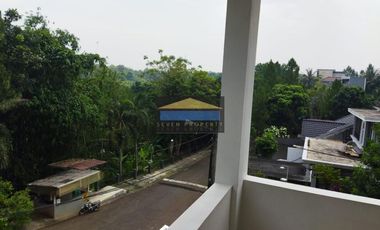 Rumah Hook Full Renovasi Semi Furnished di Bukit Golf P3.133/23