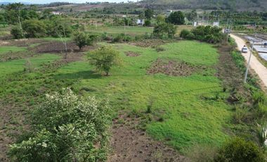 Oportunidad de Inversión Estratégica: Terreno de 8 Hectáreas para Proyecto Educativo Superior, Tarapoto.