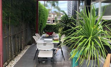 Pre-ownhed modern r house for sale inside the Mansions South Forbes