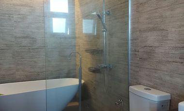 Pre-ownhed modern r house for sale inside the Mansions South Forbes