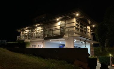 Pre-ownhed modern r house for sale inside the Mansions South Forbes