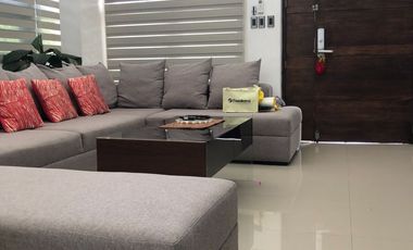Pre-ownhed modern r house for sale inside the Mansions South Forbes