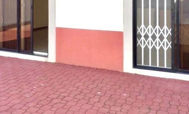 Alquilo Casa Ciudad Celeste 2 plantas  ESQUINERA primeras etapas.