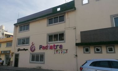Edificio de oficinas o consultorios y casa en Lerma