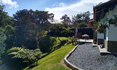 HERMOSA CASA CAMPETRE CON LOTE EN UNIDAD CERRADA