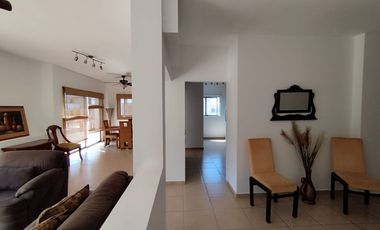 Se Alquila Departamento con Muebles  de 3 Dormitorios. Sector Ciudadela Universitaria