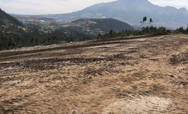 Venta de terreno en Otavalo sector Gualsaqui, 2200 m2