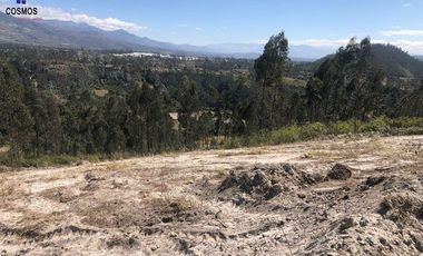 Venta de terreno en Otavalo sector Gualsaqui, 2200 m2