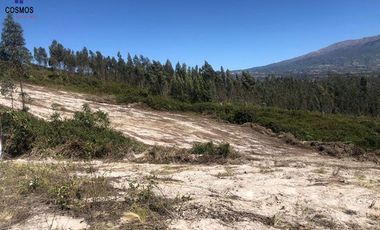 Venta de terreno en Otavalo sector Gualsaqui, 2200 m2