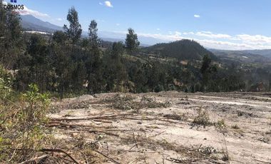 Venta de terreno en Otavalo sector Gualsaqui, 2200 m2