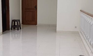 Rumah Sewa Mainroad Pondok Hijau Gegerkalong Bandung